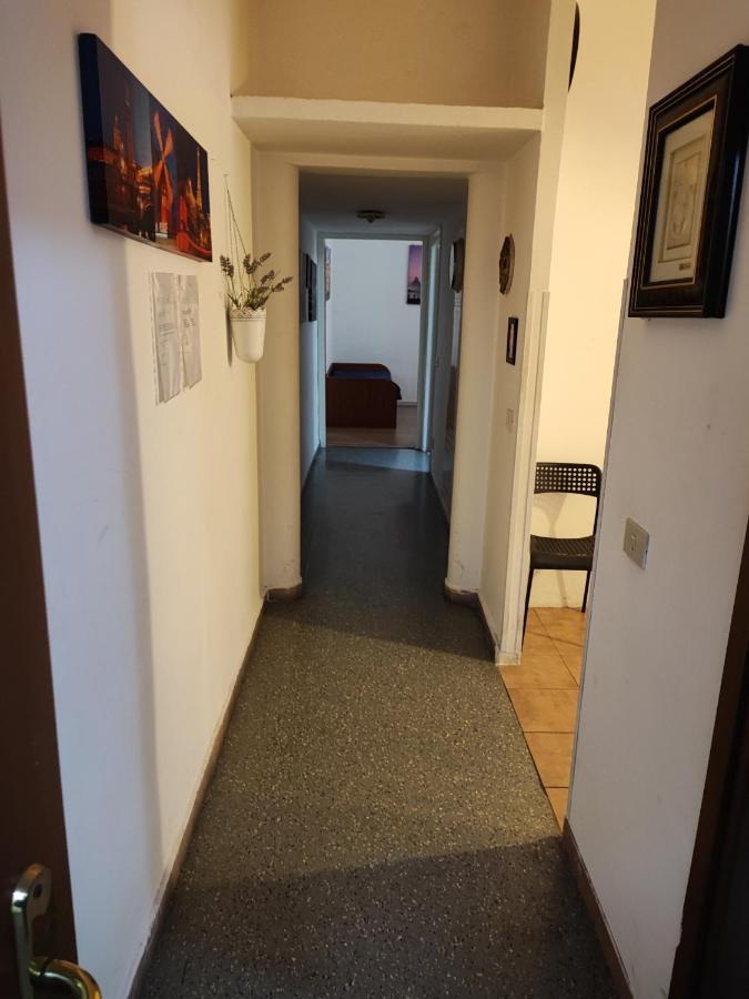 ローマTurati Houseアパートメント エクステリア 写真