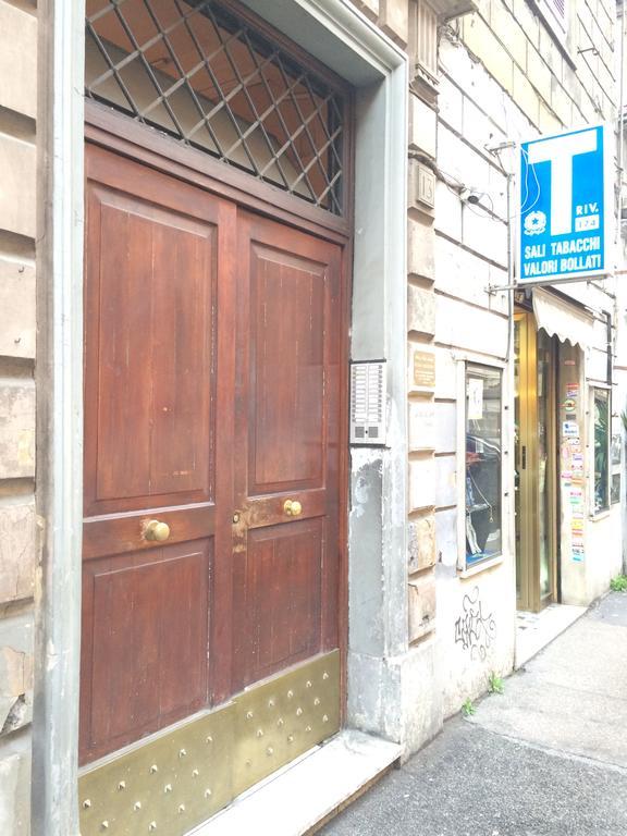 ローマTurati Houseアパートメント エクステリア 写真